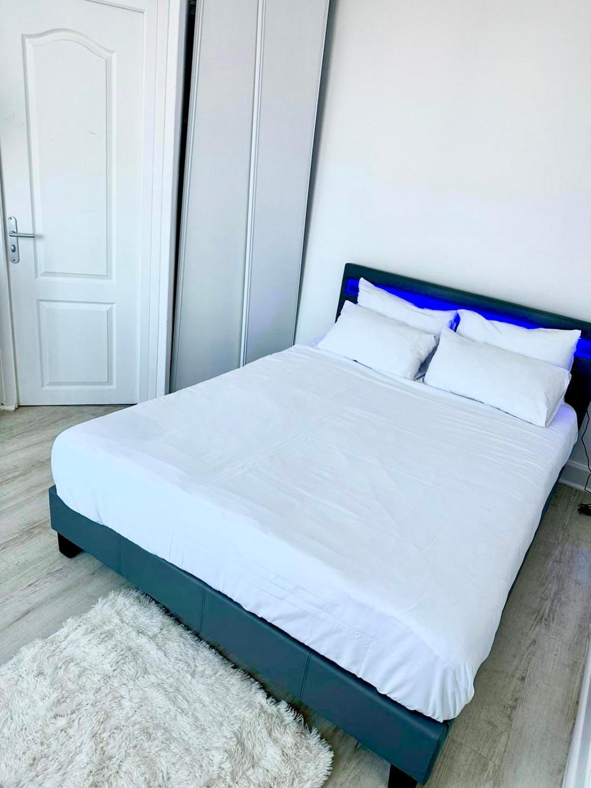 Appartement Moderne Vierzon Exteriér fotografie